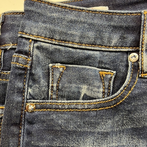 Vigoss Marley Mid Short NWT Size 24 - Picture 15 of 16